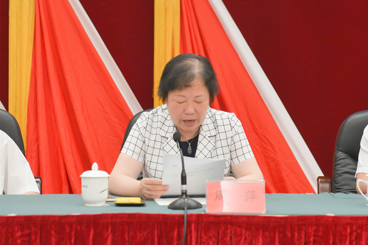 周总.jpg 周总.jpg