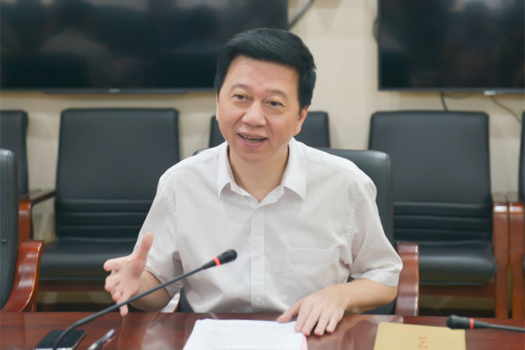 c1cb9cc2e0de9f93380bfc437830127.jpg c1cb9cc2e0de9f93380bfc437830127.jpg