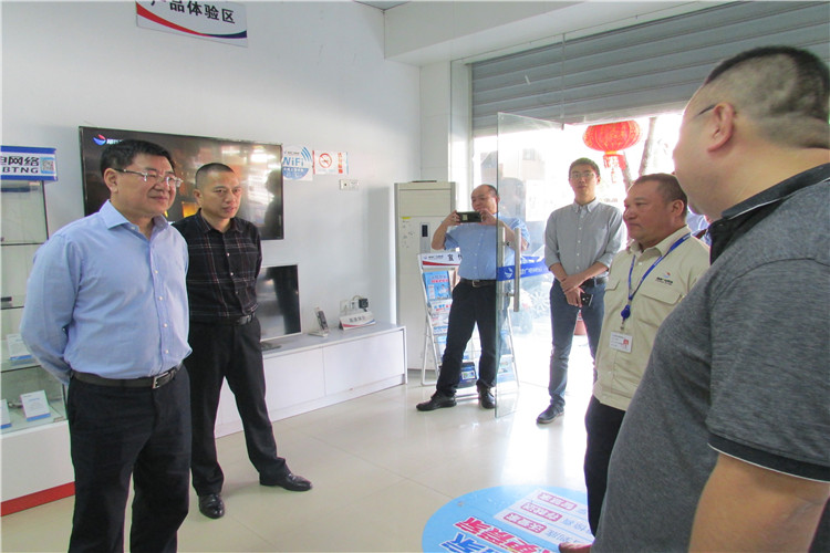 梁总_走访2.jpg 梁总_走访2.jpg