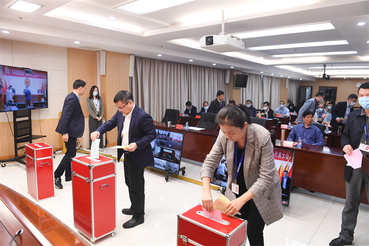 投票2.jpg 投票2.jpg