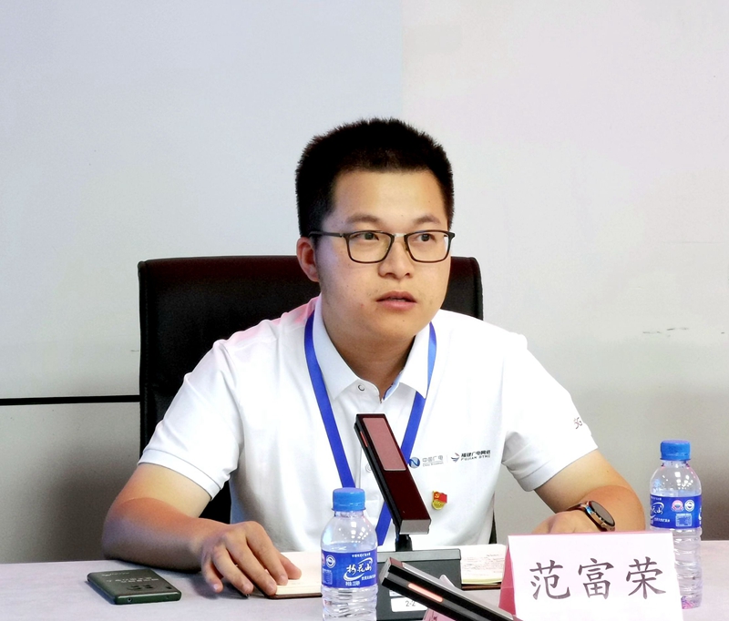 3范富荣_副本.jpg 3范富荣_副本.jpg