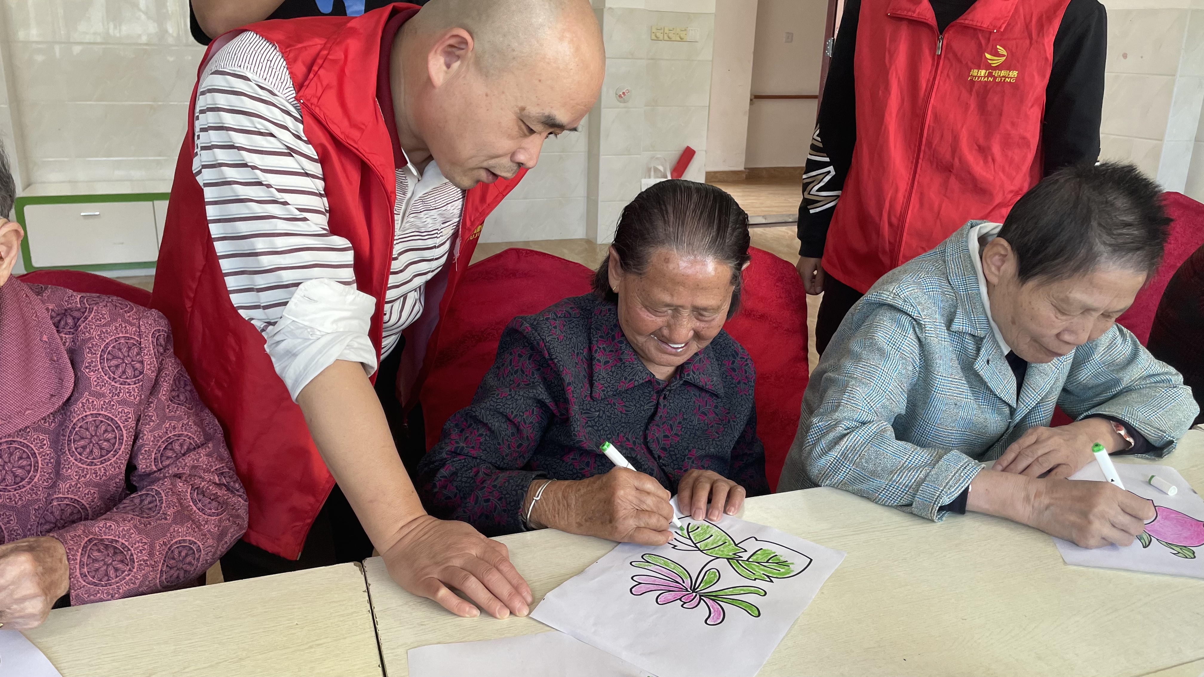 画画2.jpg 画画2.jpg