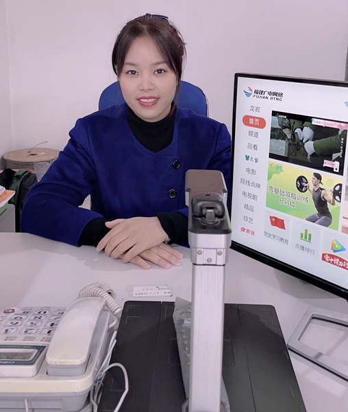 1--个人工作照_副本.jpg 1--个人工作照_副本.jpg