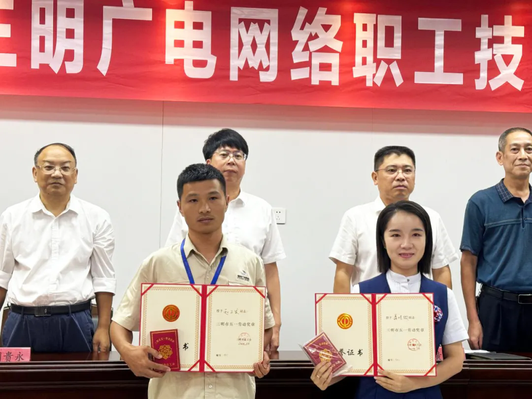 4.webp.png 4.webp.png