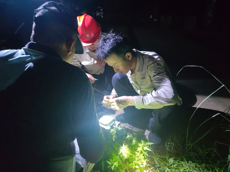 3--黄玮儒赴上杭配合故障抢险_副本.jpg 3--黄玮儒赴上杭配合故障抢险_副本.jpg