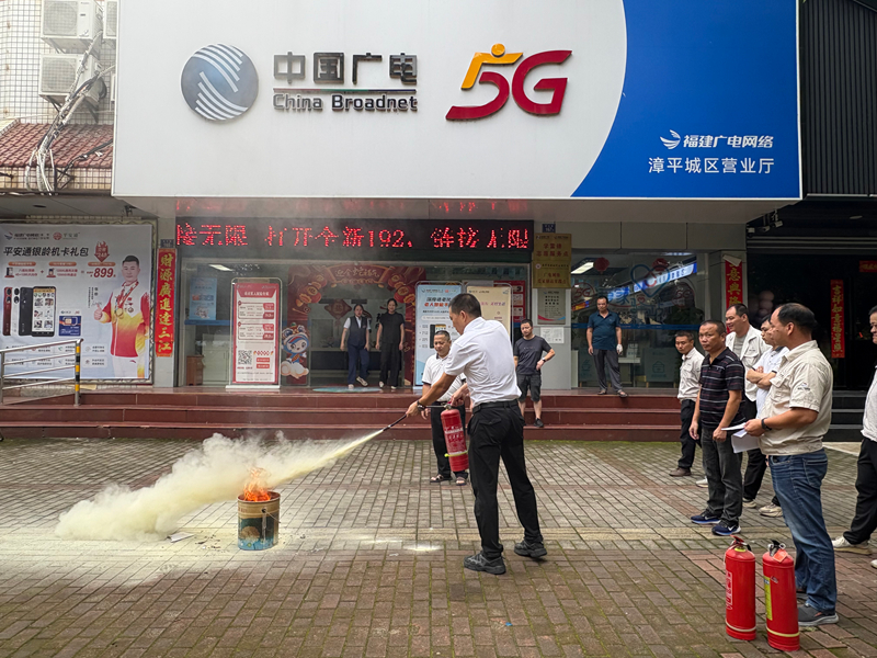 IMG_1174.HEIC_副本.jpg IMG_1174.HEIC_副本.jpg