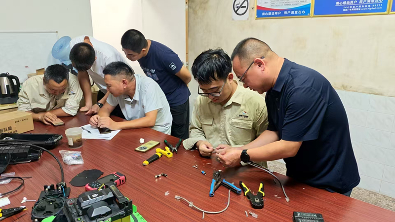 永定分公司以考促训强技能 精准赋能优服务+阙福荣+13860255505+是附图1_副本.jpg 永定分公司以考促训强技能 精准赋能优服务+阙福荣+13860255505+是附图1_副本.jpg