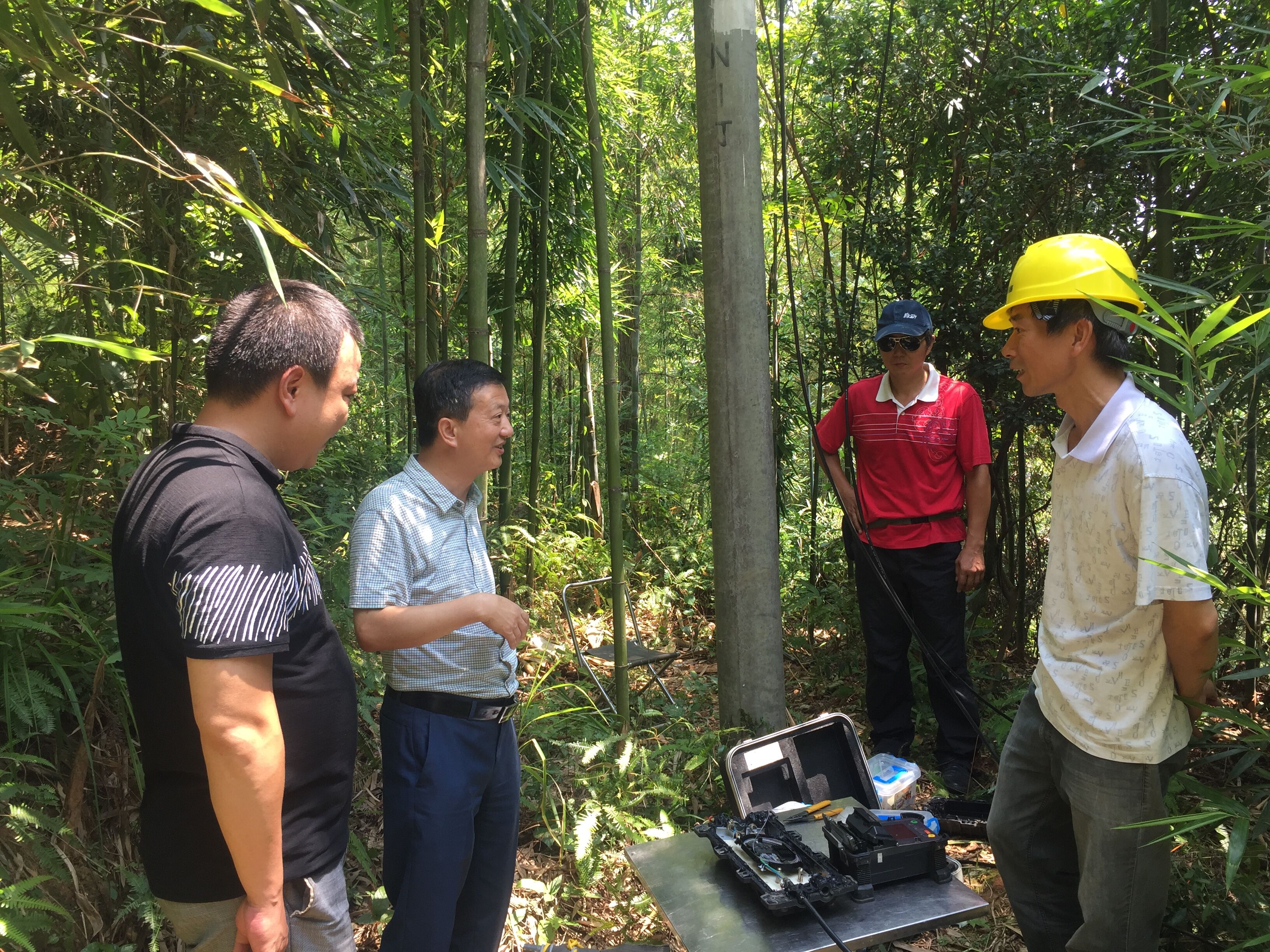 南平分公司领导走访慰问奋战在高温一线的员工